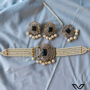 Choker Necklace