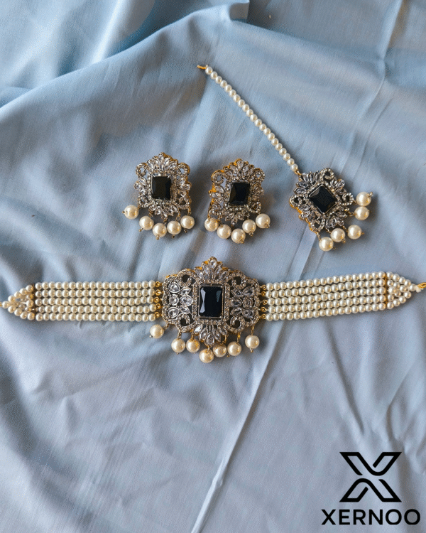 Choker Necklace