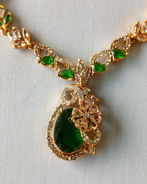 The Emerald Bloom Heritage Necklace - Image 2
