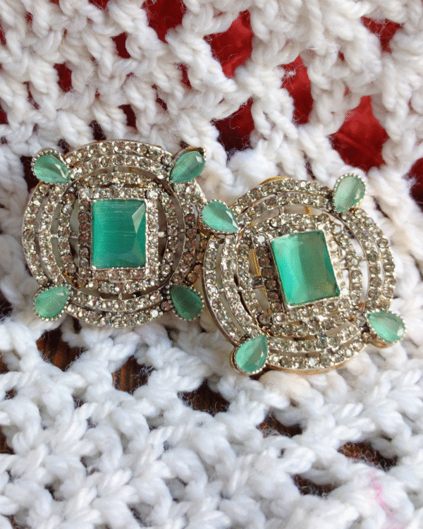 Stylish Tops Earrings - Image 3