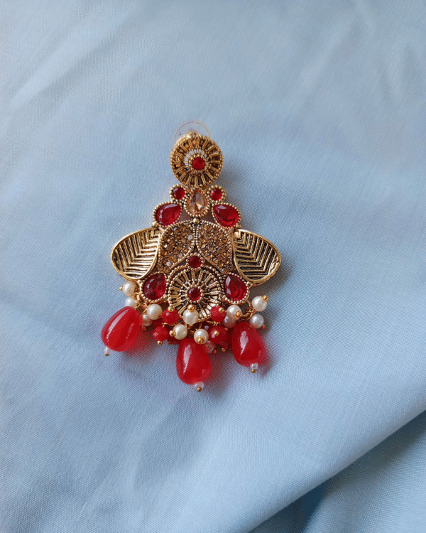 Elegant Necklace - Image 4