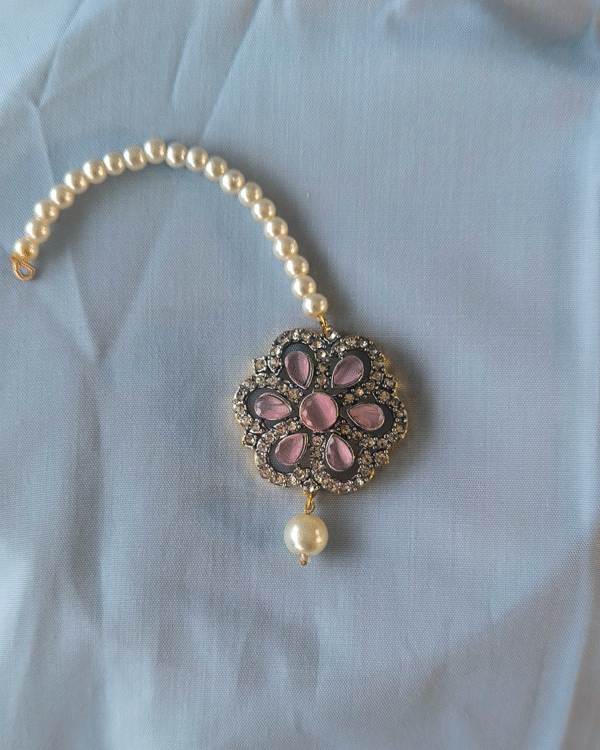 Elegant Choker Necklace - Image 5