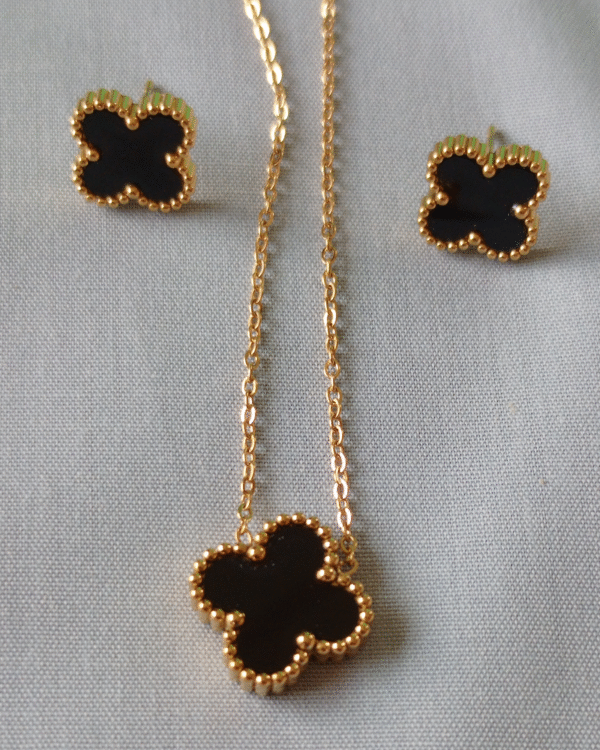 Black And Gold Pendent
