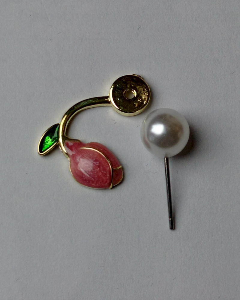 Bloom Pearl Earrings - Image 3