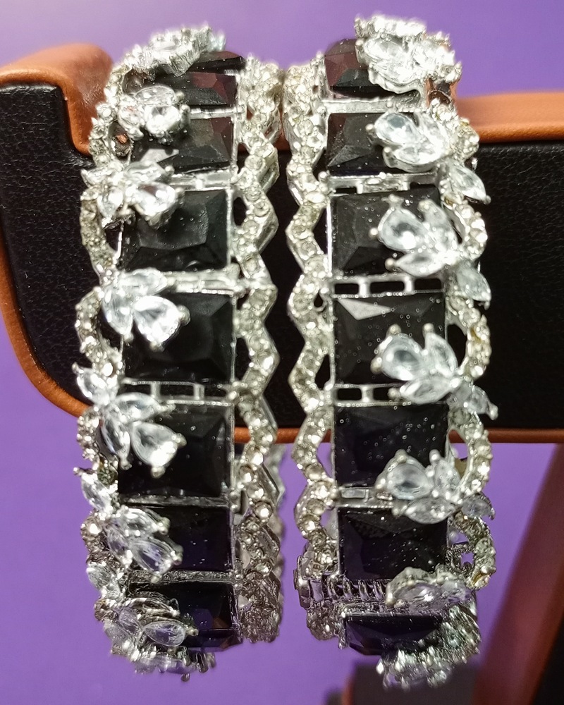 The Obsidian Kada Pair