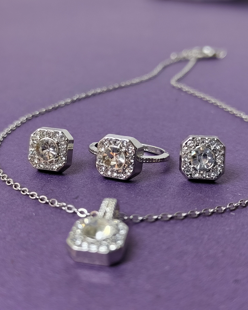 Elegant Crystal Halo Jewelry Set