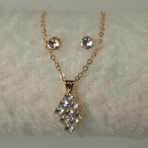 Crystal Cluster Diamond-Shape Pendant Set